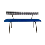 Bench lined