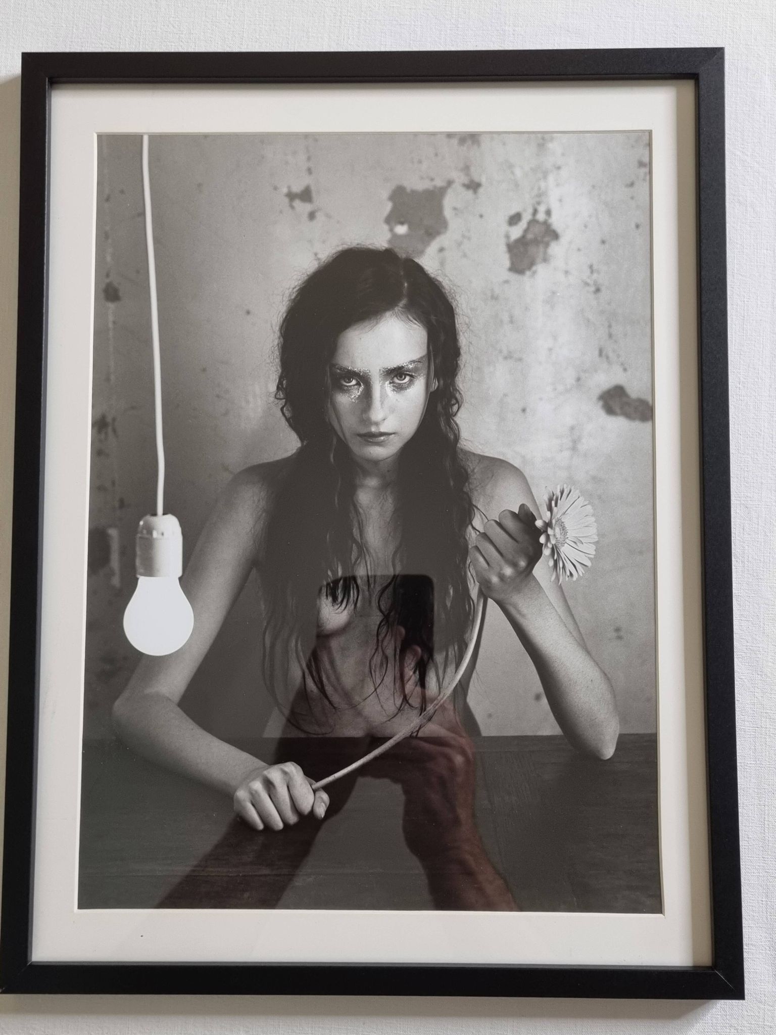 Fashion photography, black and white portrait, framed under glass, 32 x 41 cm