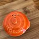 Pepper salt shaker