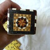 Ancienne Boîte 28 dominos en Marqueterie Syrie Vintage