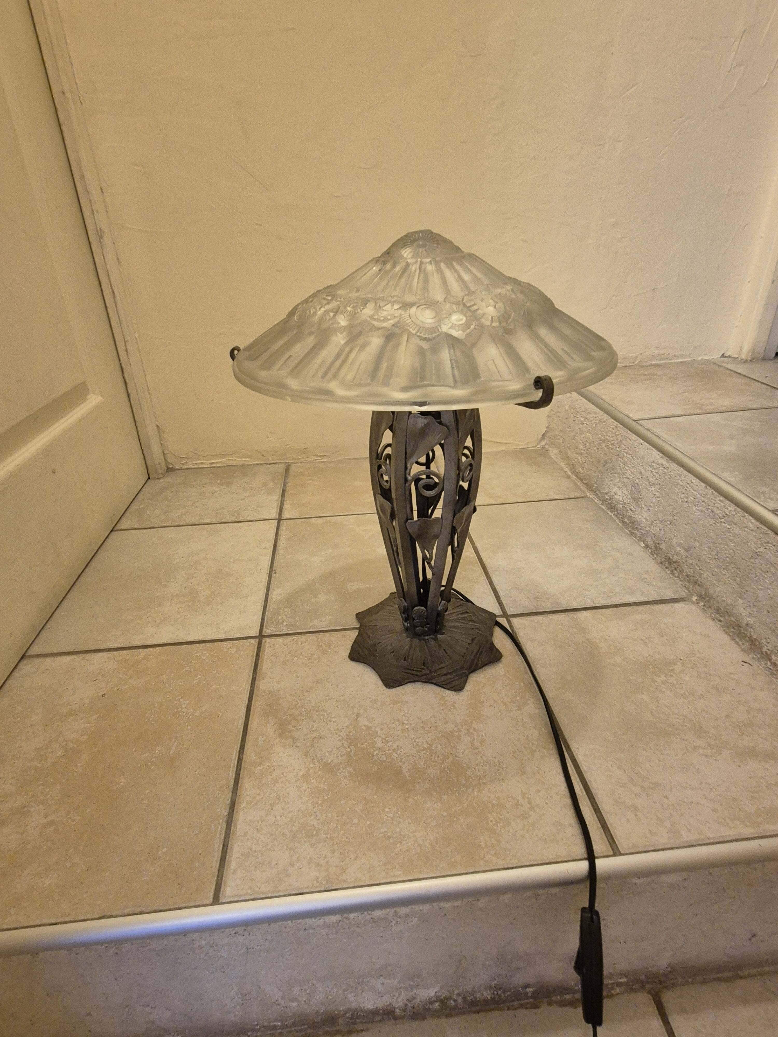 art deco table lamp