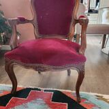 Small convertible armchair