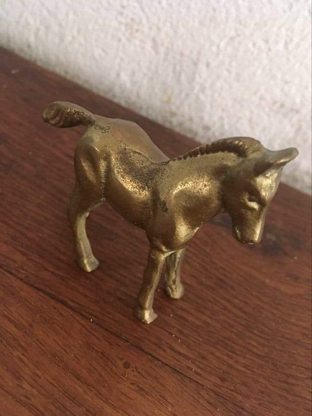 Animals brass gold metal
