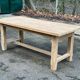 Table à manger de ferme rénovée en chêne brut du XXème 180cm tiroir
