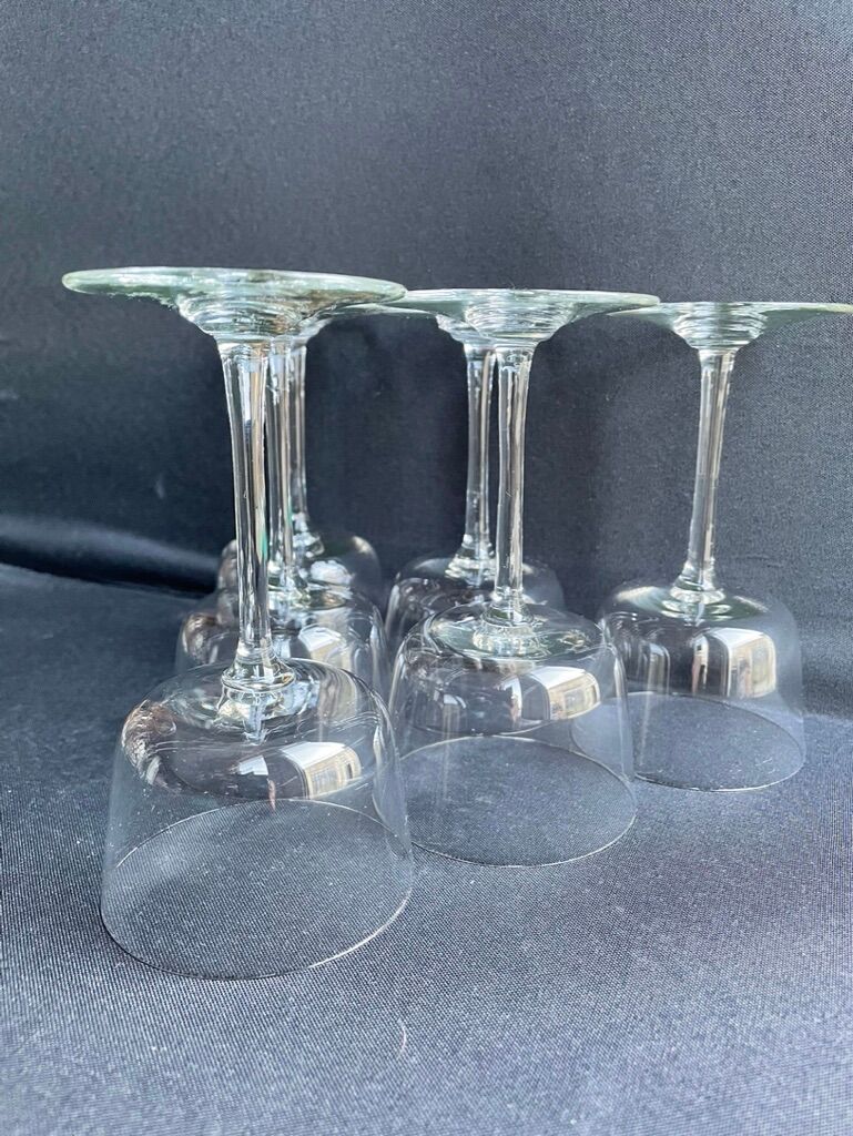 6 wine glasses light blown crystal