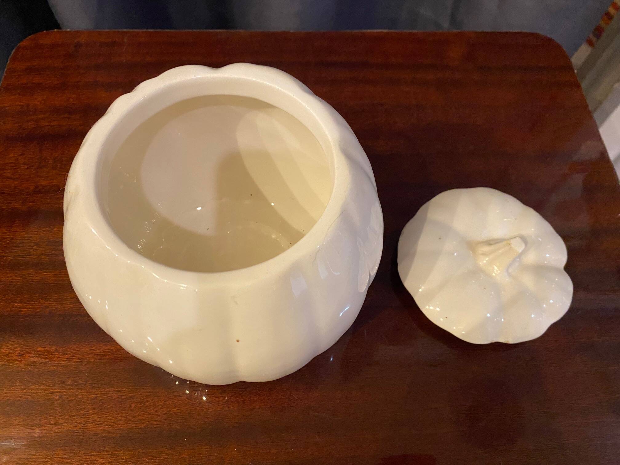 White earthenware pumpkin-shaped candy