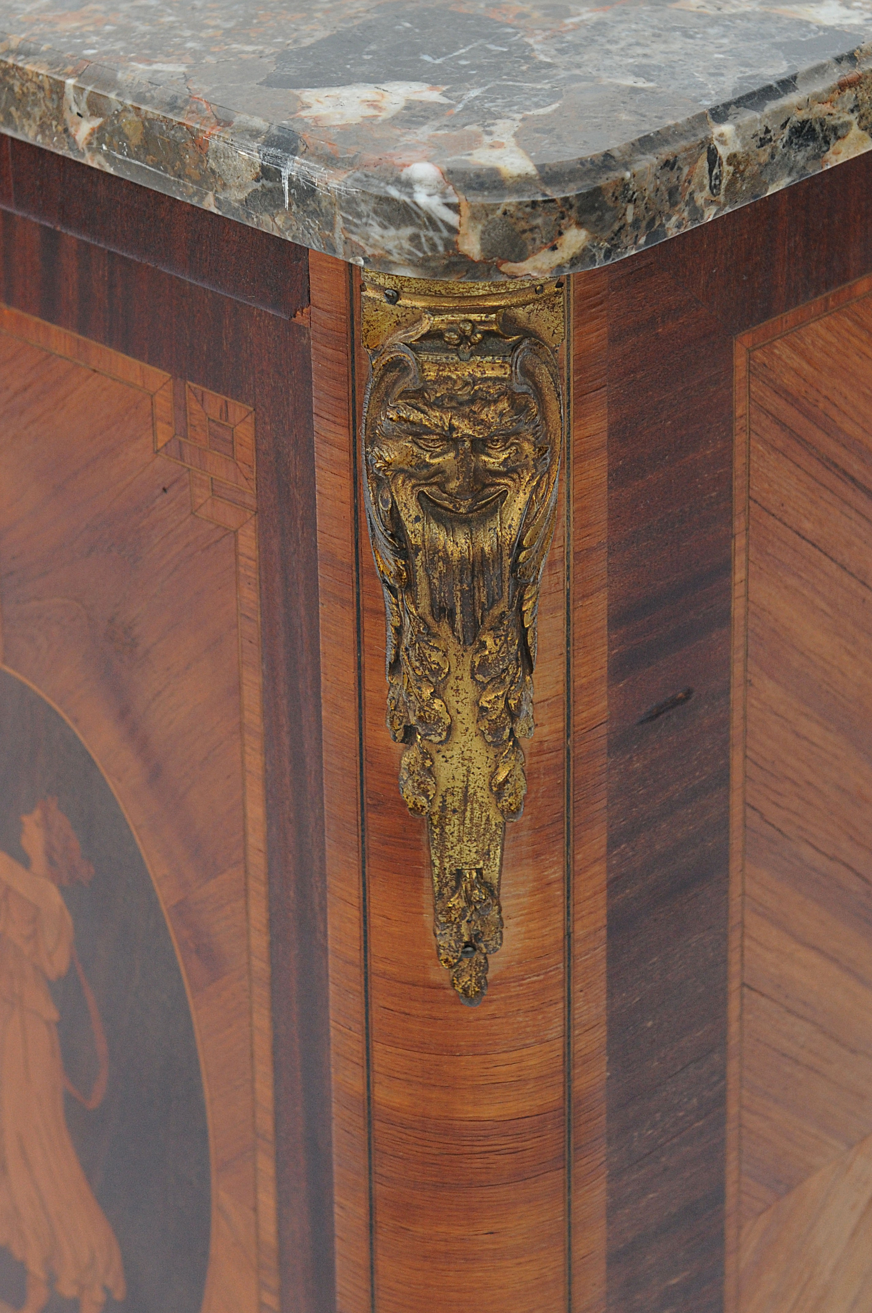 2 doors marquetry buffet