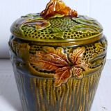 Sugar bowl in barbotine with oak branches
