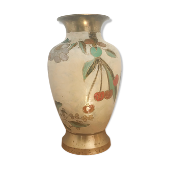 Vase en laiton - motif floral
