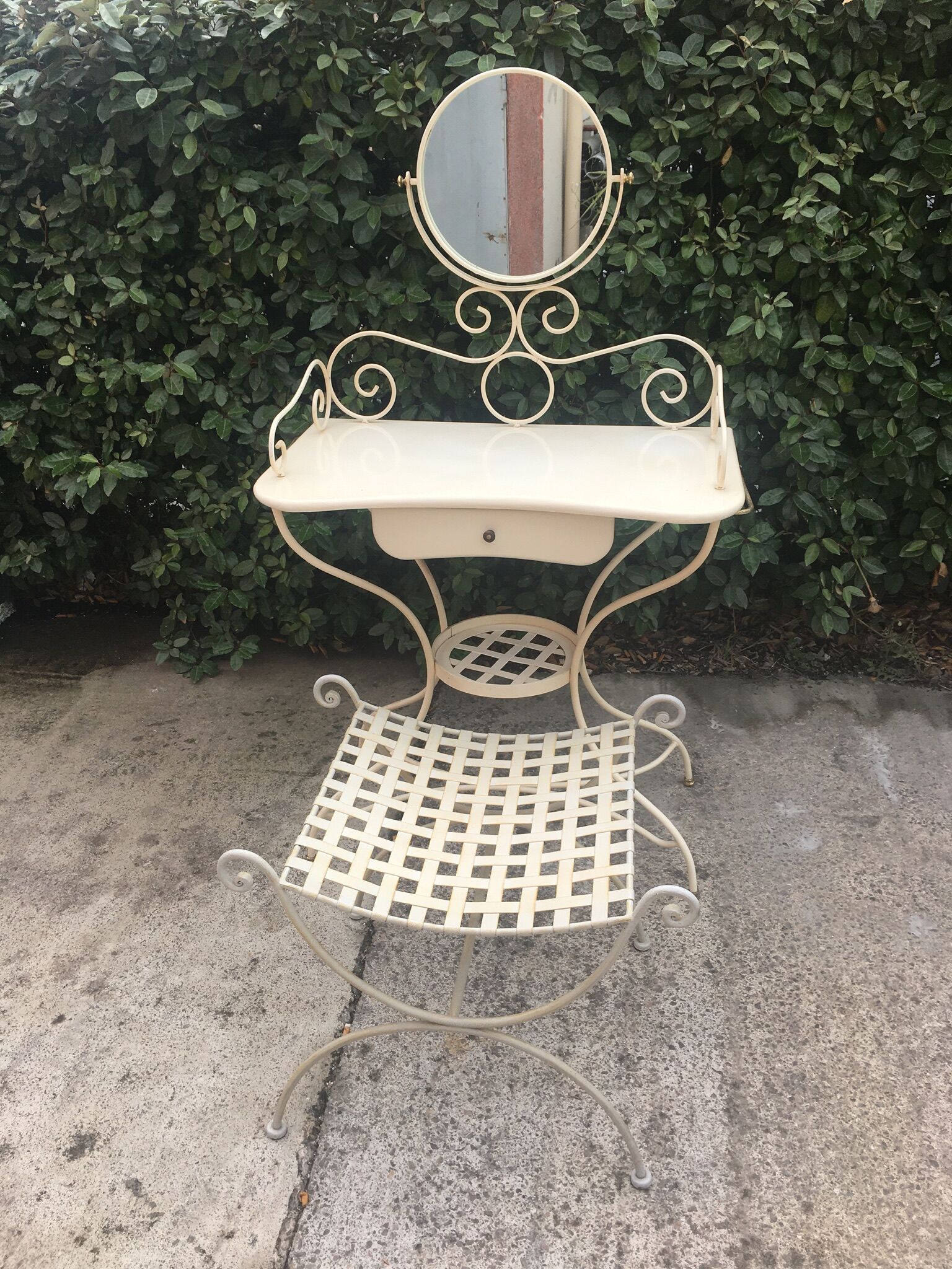 Vintage Italian design dressing table