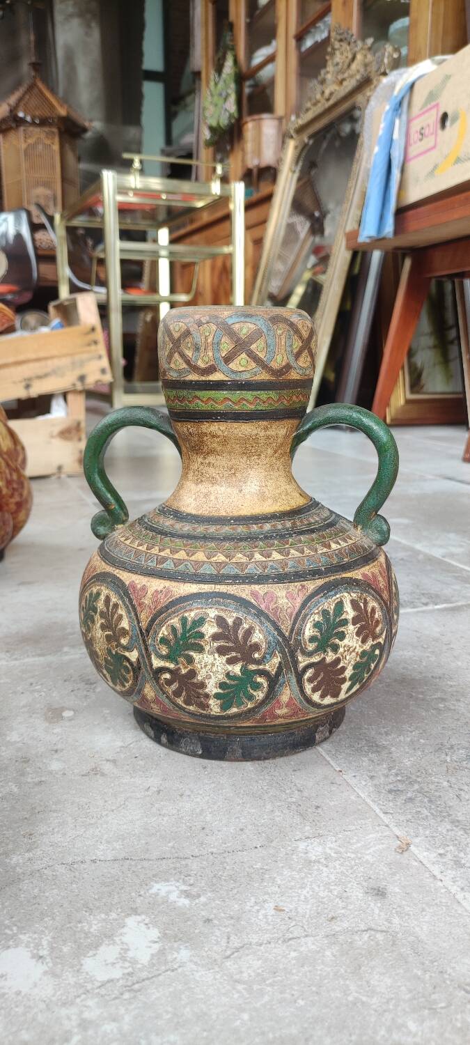 Antique large amphora vase Montopoli Arno Italy
