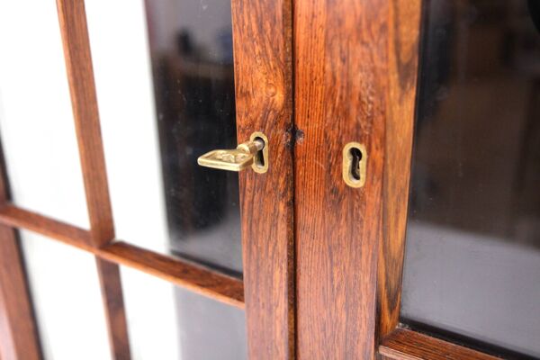 Vitrine en palissandre''Victoria'', Torbjørn Afdal, Mellemstrand Trevareindus