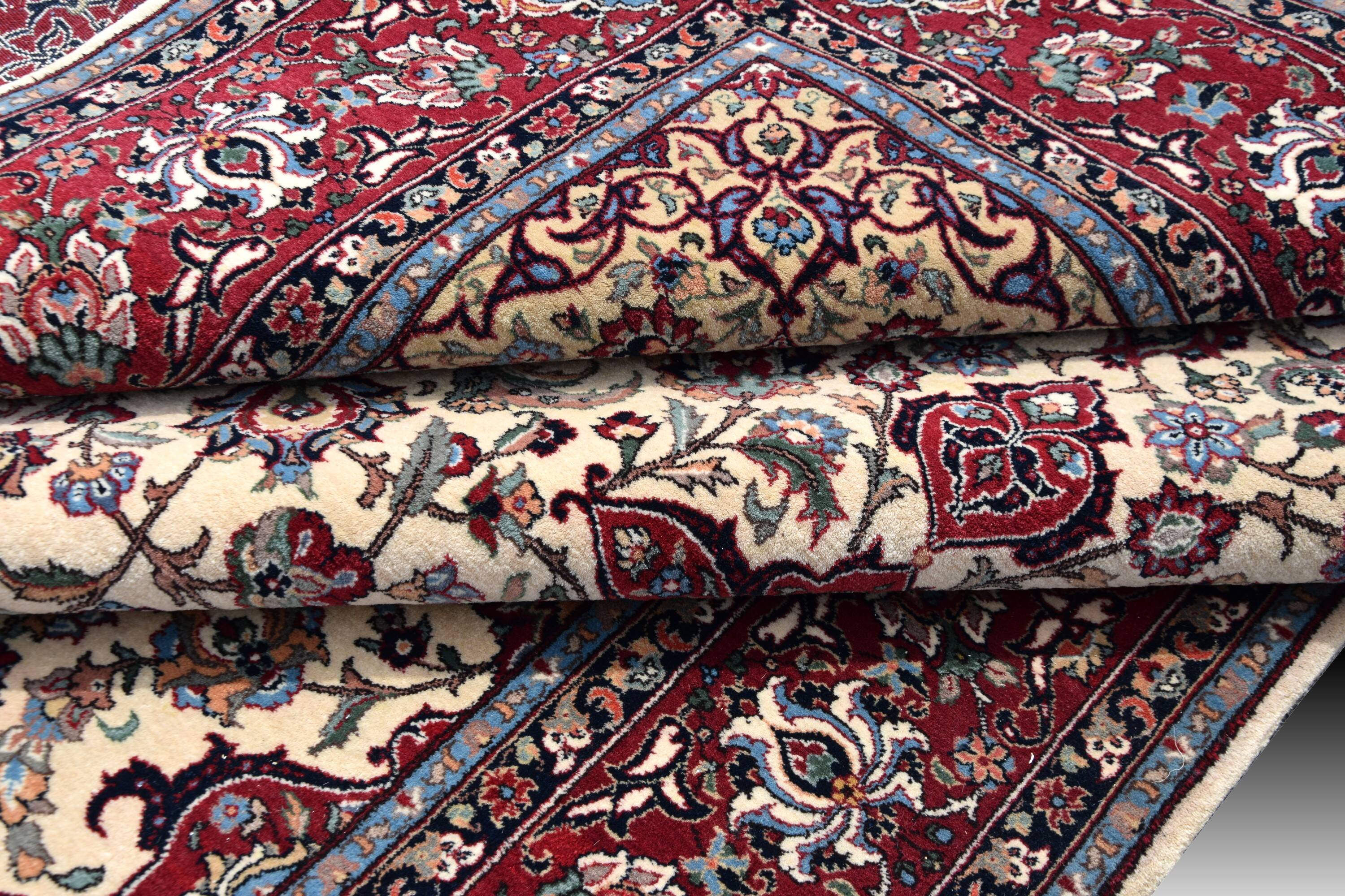 Ispahan Carpet - Sino-Persian Handmade - 3.05 x 2.00 Metres - "Galerie Sardje"