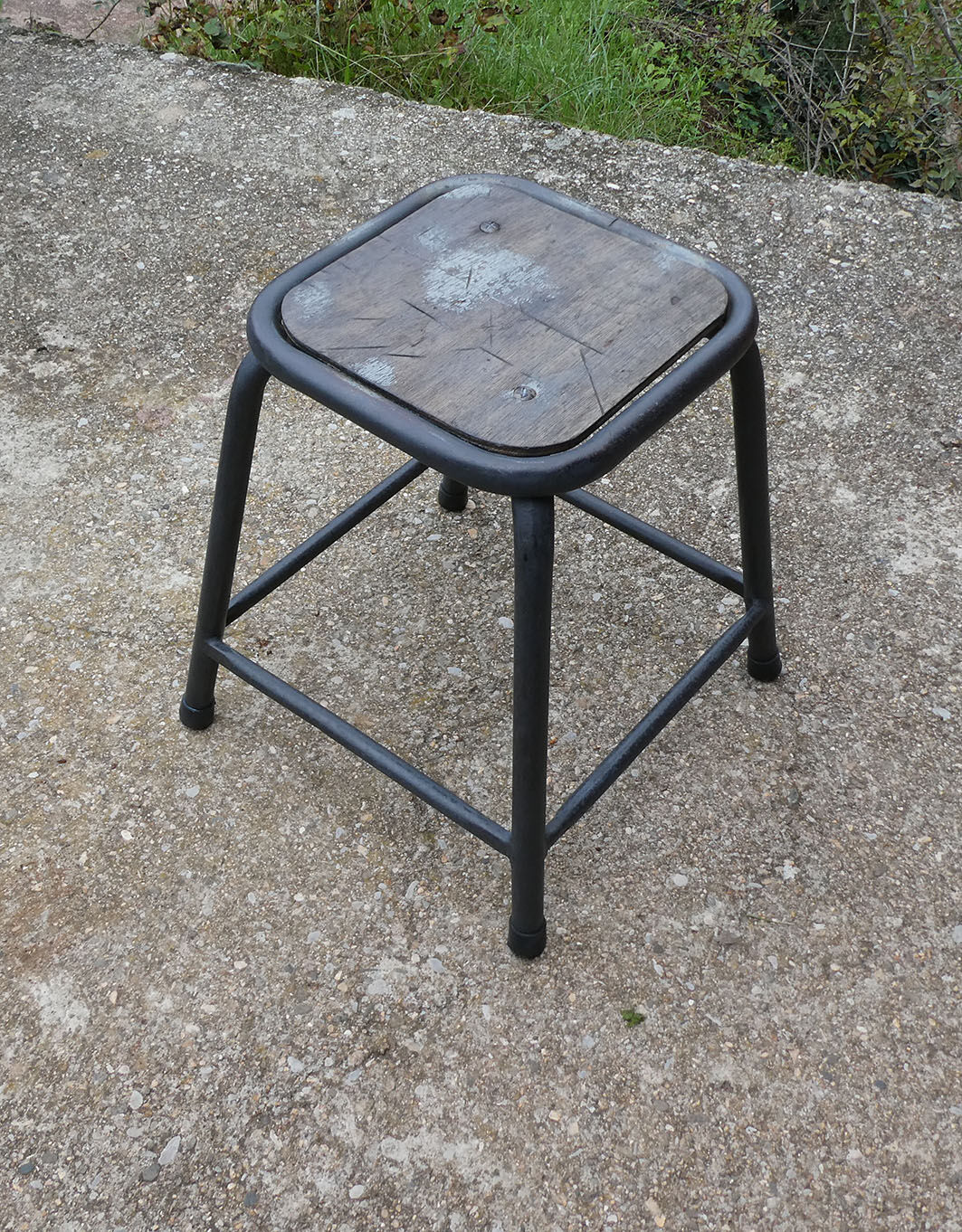 Industrial stool