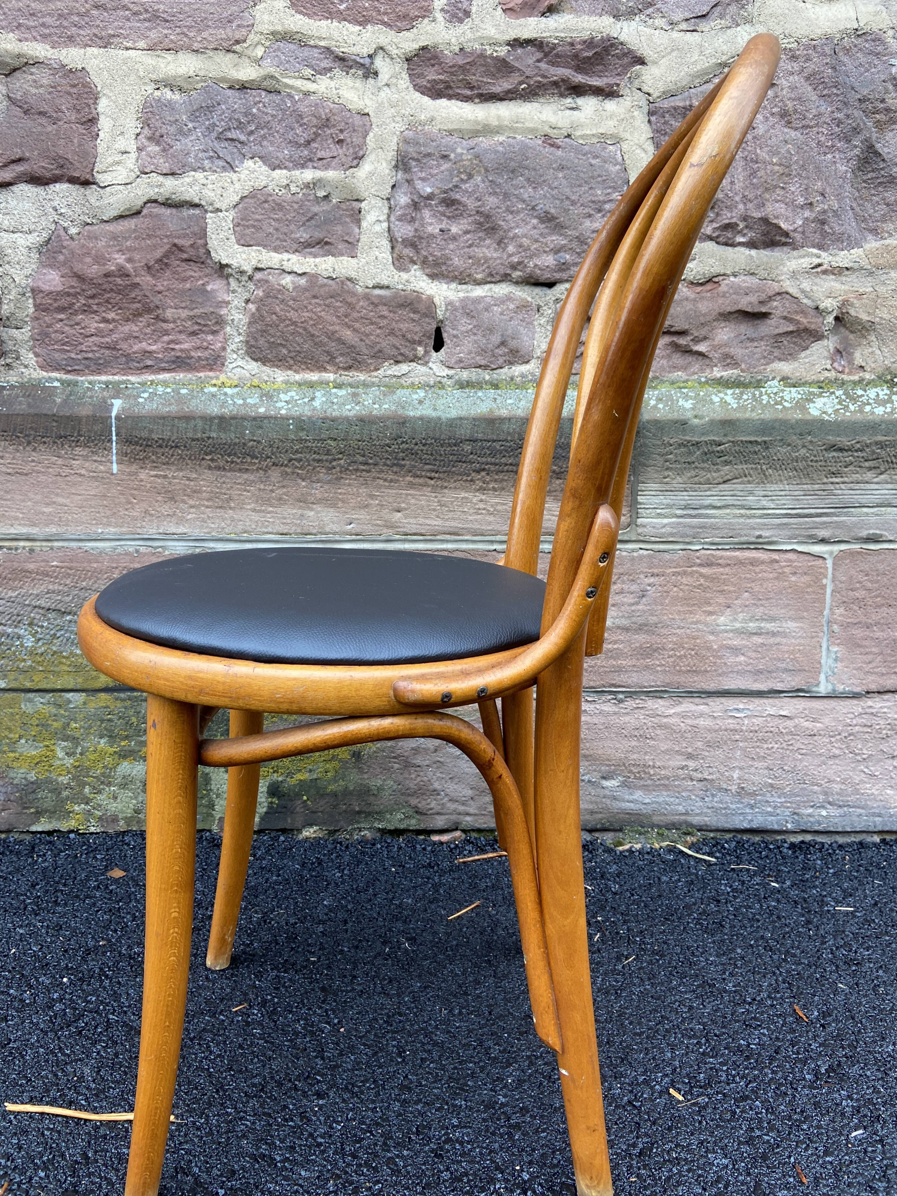 Set of 4 viennese curved wood chairs bistrot