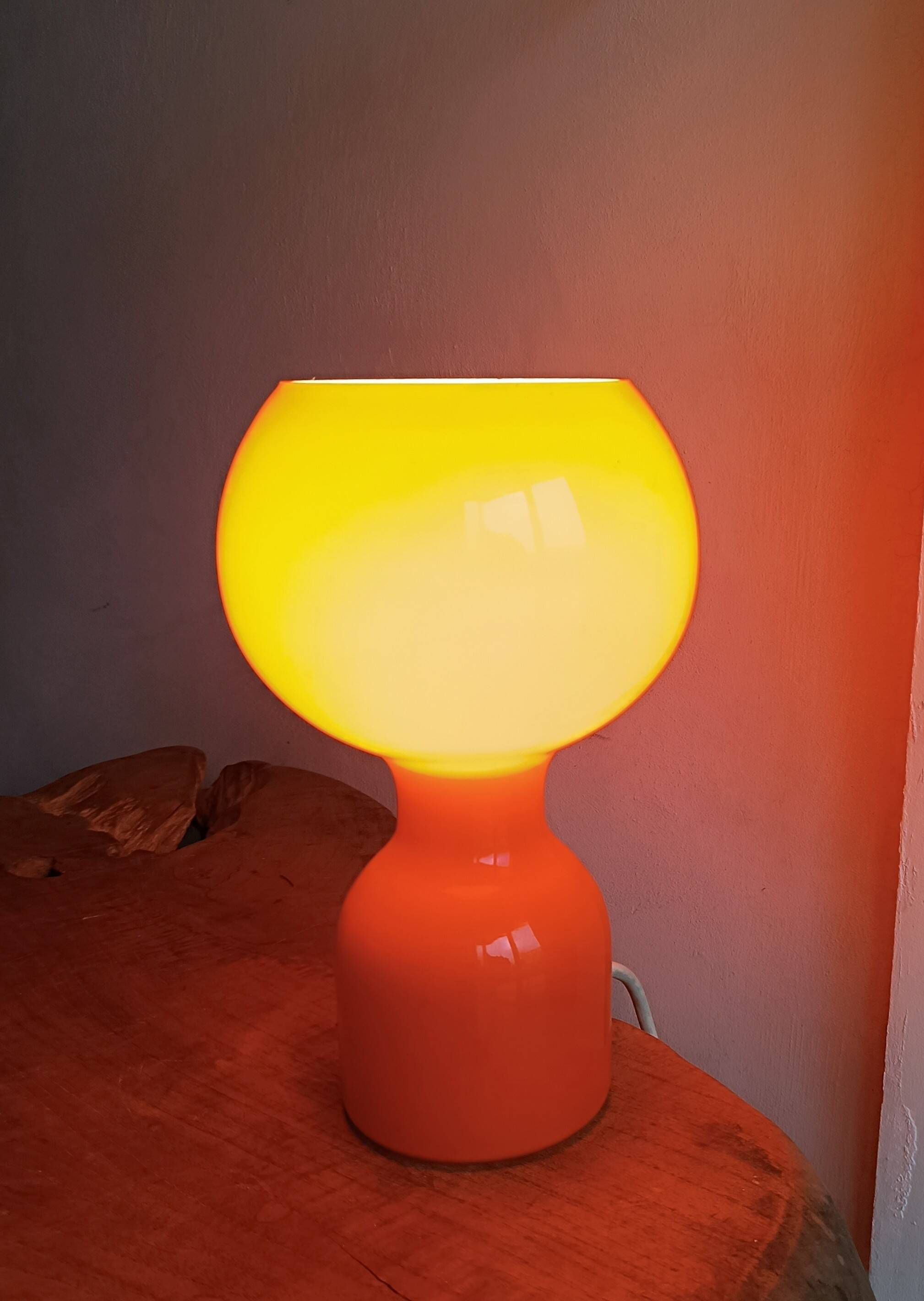 Lampe champignon Space Age en verre opalin orange 1970