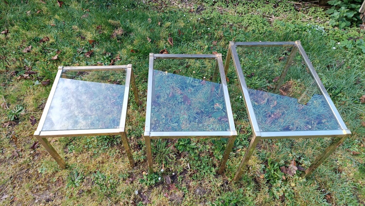 Table basse gigogne en verre