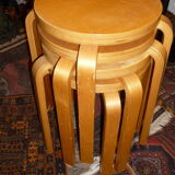 Tabouret en bois