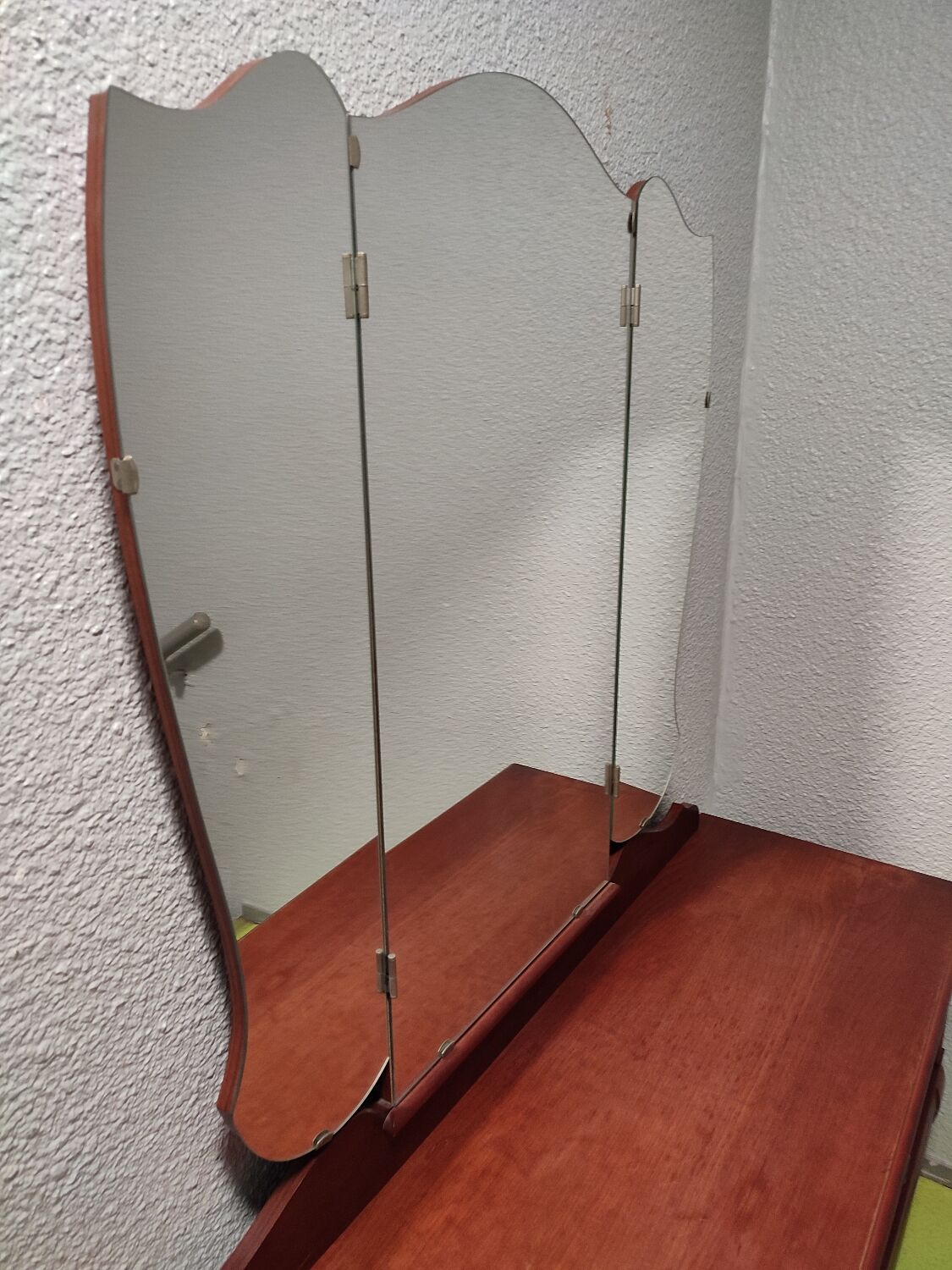 Vintage dressing table