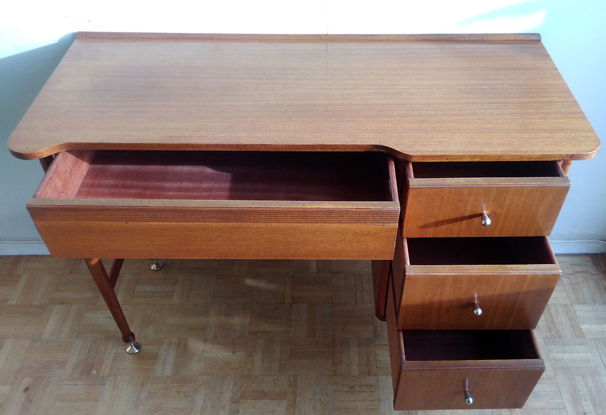 Teak desk Austin Suite edition 1960
