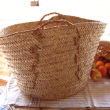 Vintage laundry basket with handles