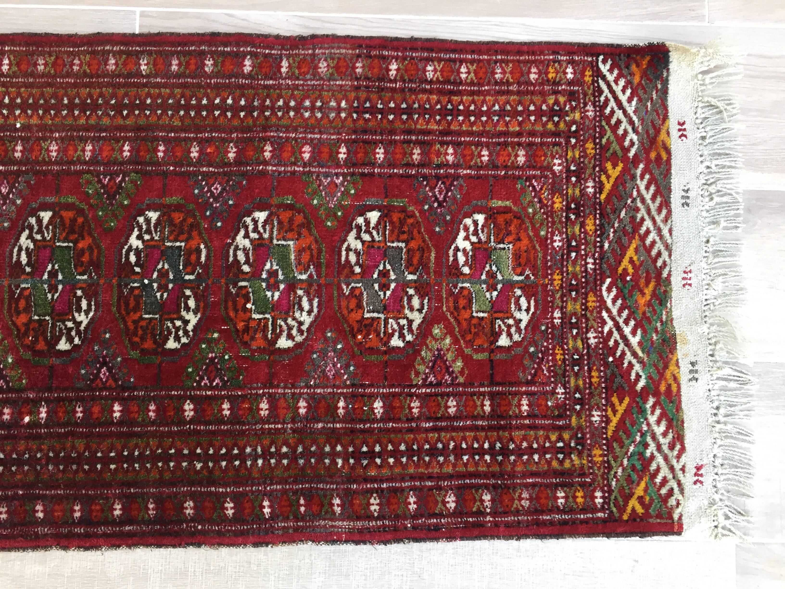 Vintage pure wool rug – 118 x 57cm
