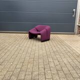 2x Artifort Groovy F598 by Pierre Paulin, Violet, original