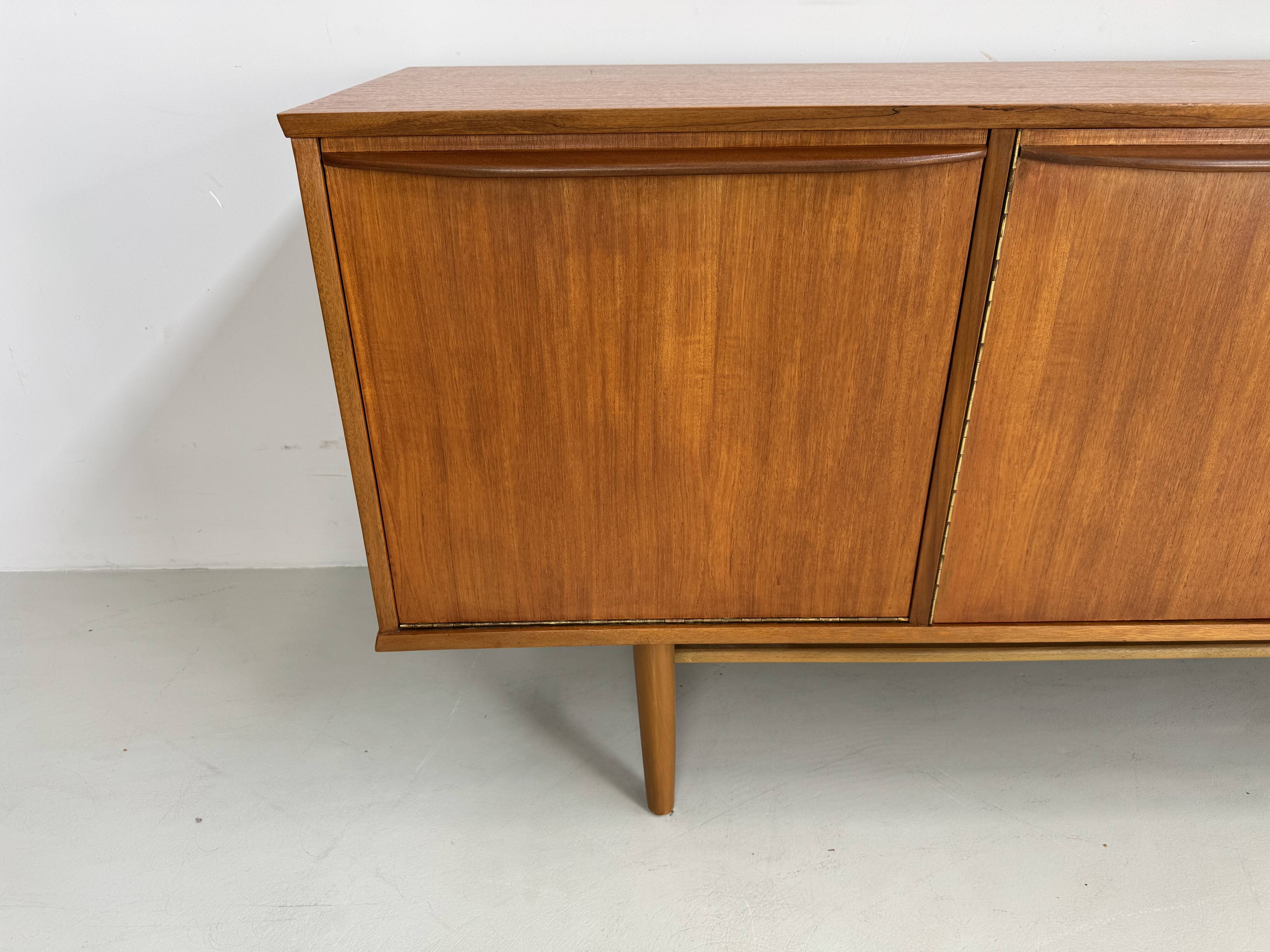 Beautiful vintage sideboard with a sleek design from the 60s.
