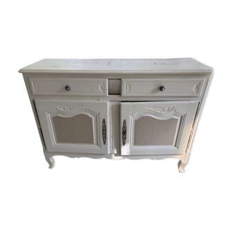 Old buffet