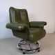 Italian executive armchair attributed to Guido Faleschini for i4 Mari.