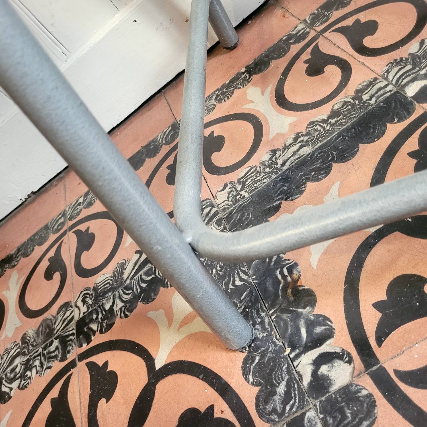 Vintage high stool in wood and metal