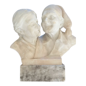 Sculpture couple marié en bloc de marbre