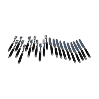 Ebene dessert knives and forks service