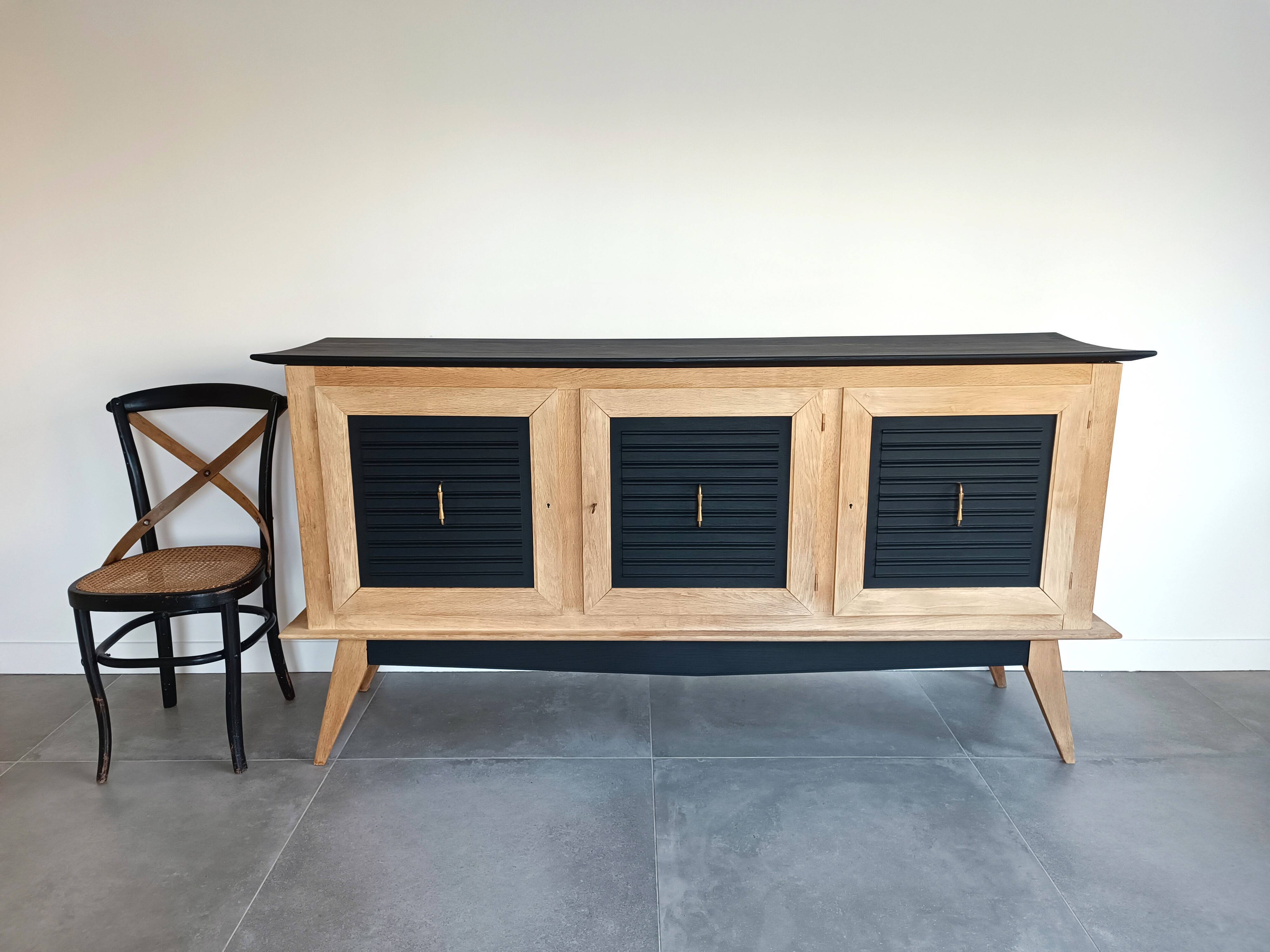 Cabinet from the 50s in solid oak signed FNA N° 0049
