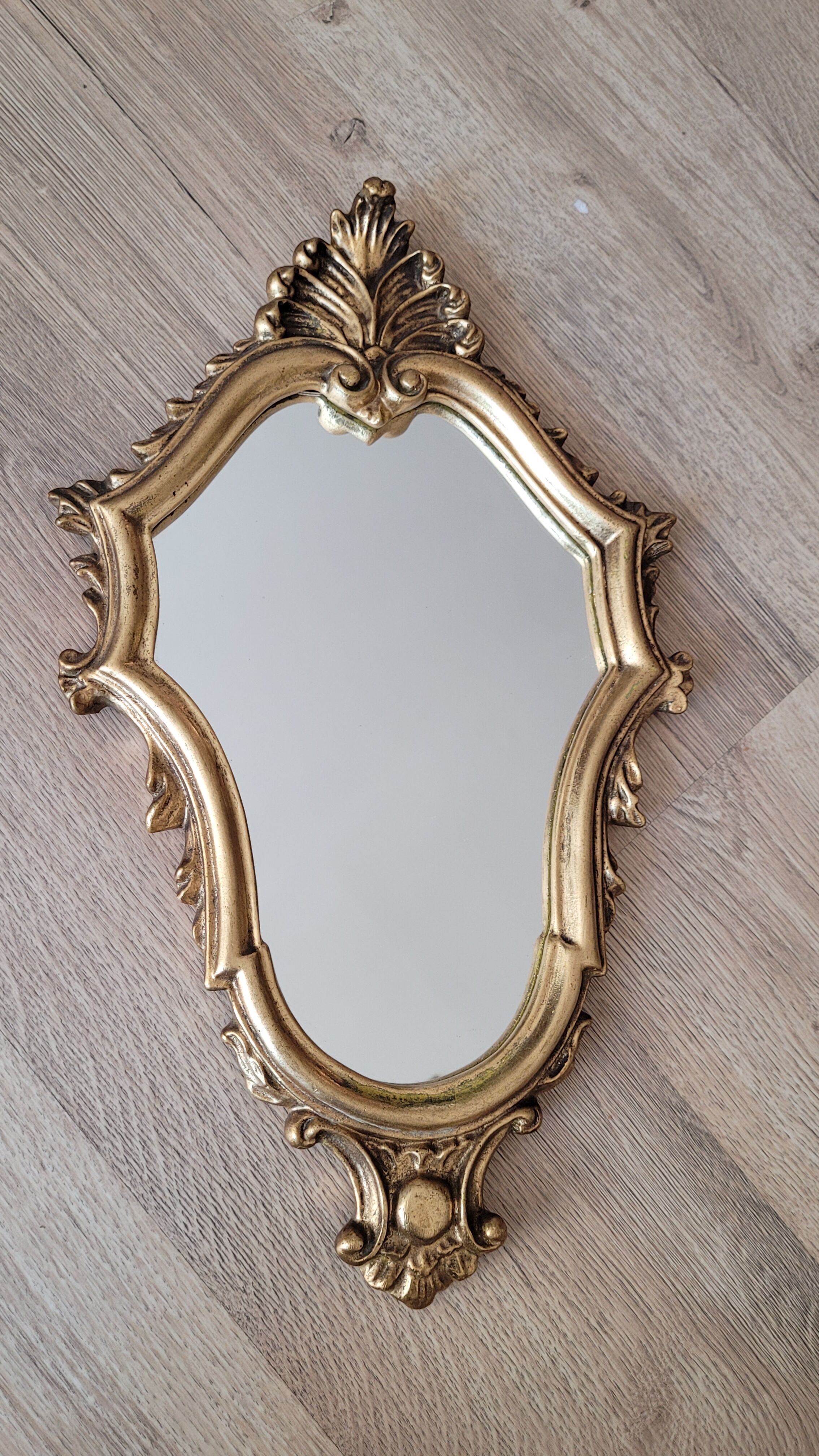 Golden lily mirror 46x27