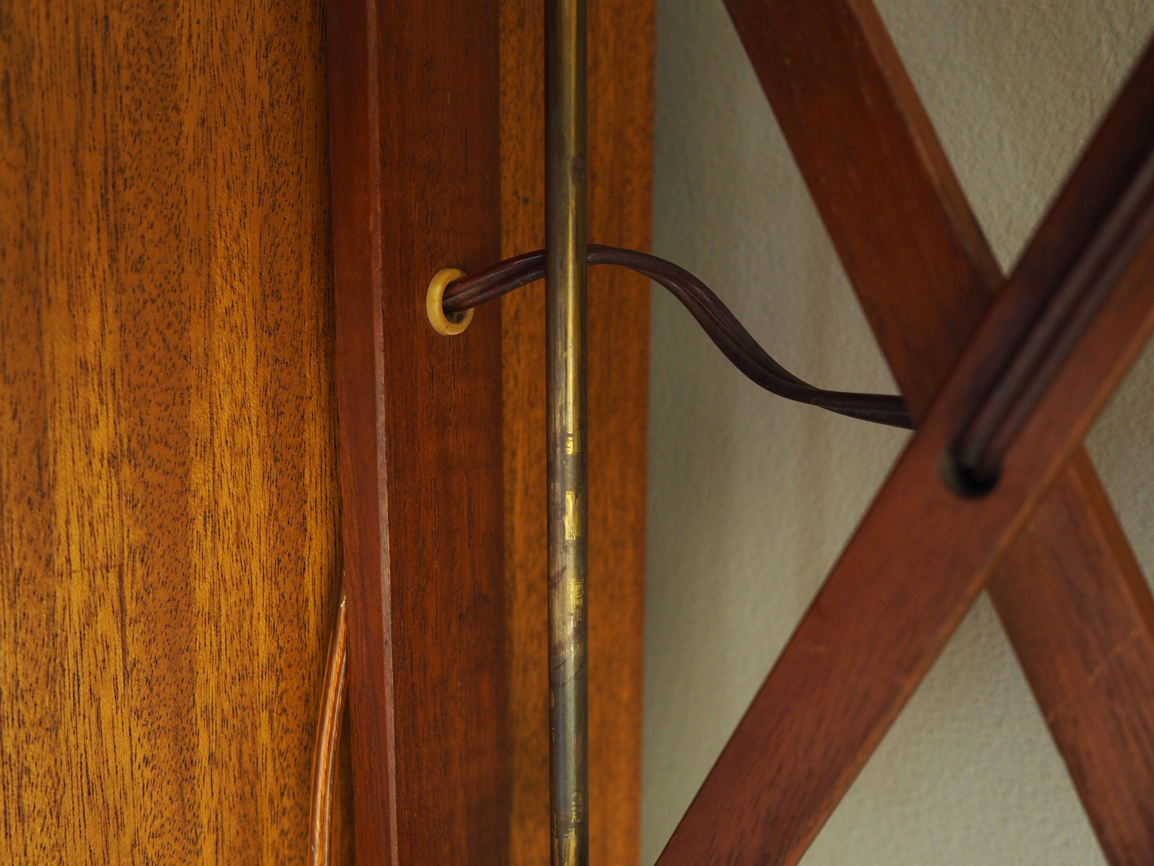 Teak wall lamp Scissor, Danish design, 1970s, manufacture: Lyfa