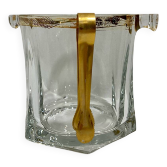 Ice bucket