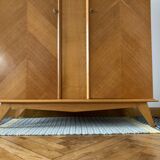 Compass foot cabinet