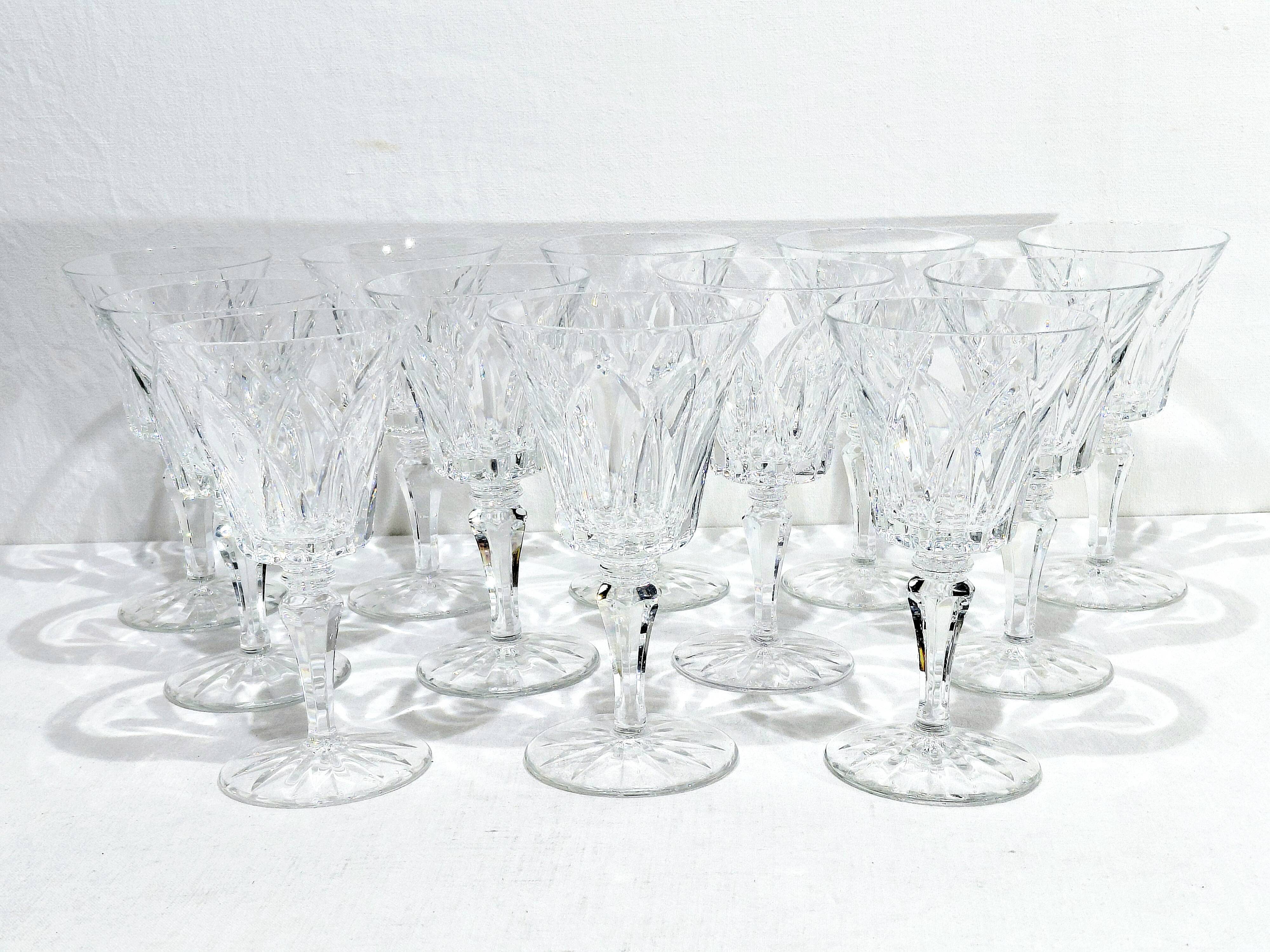 12 White Wine Glasses St Louis Camargue Model