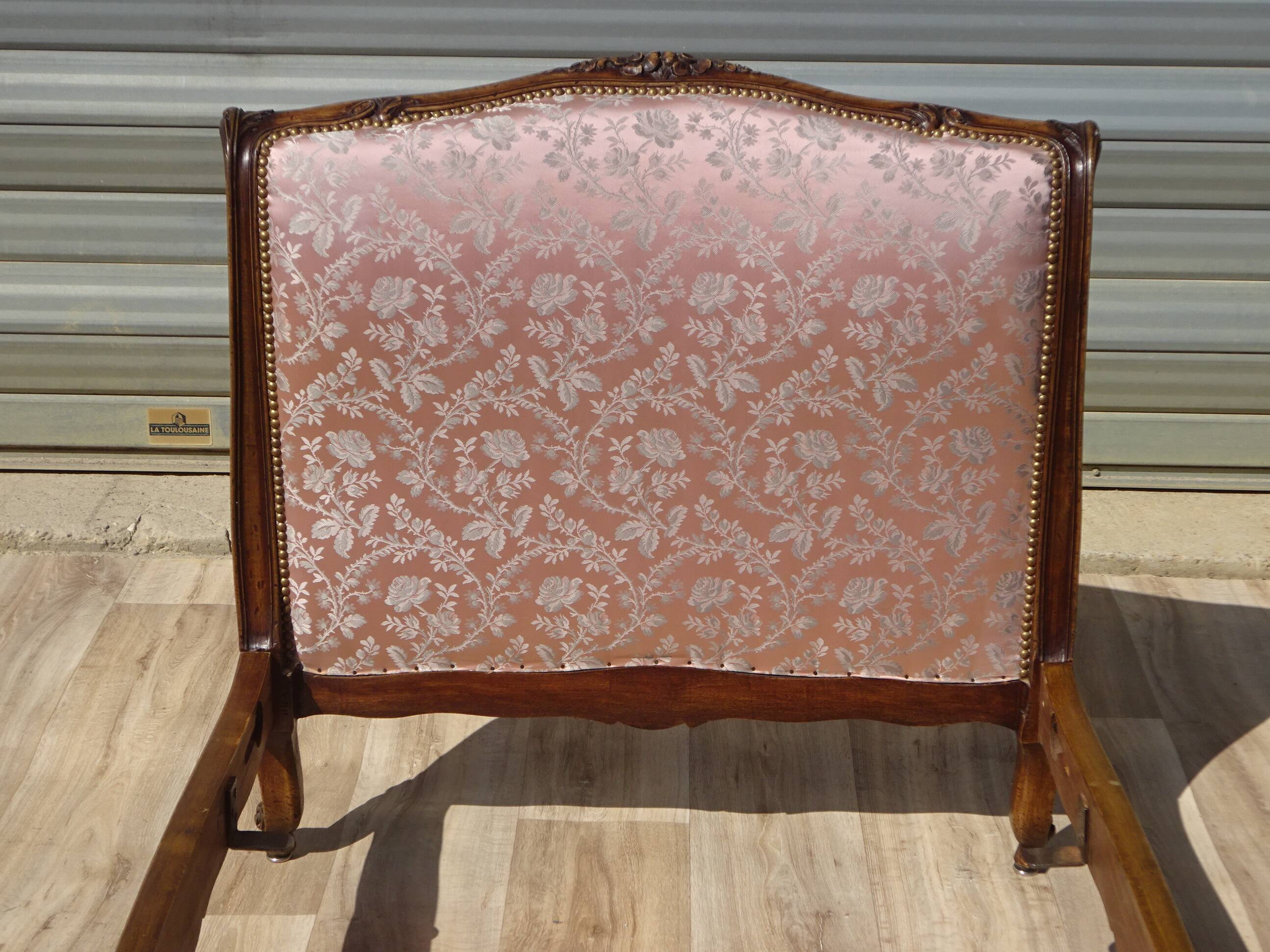 Antique sofa bed, in Louis XV style.