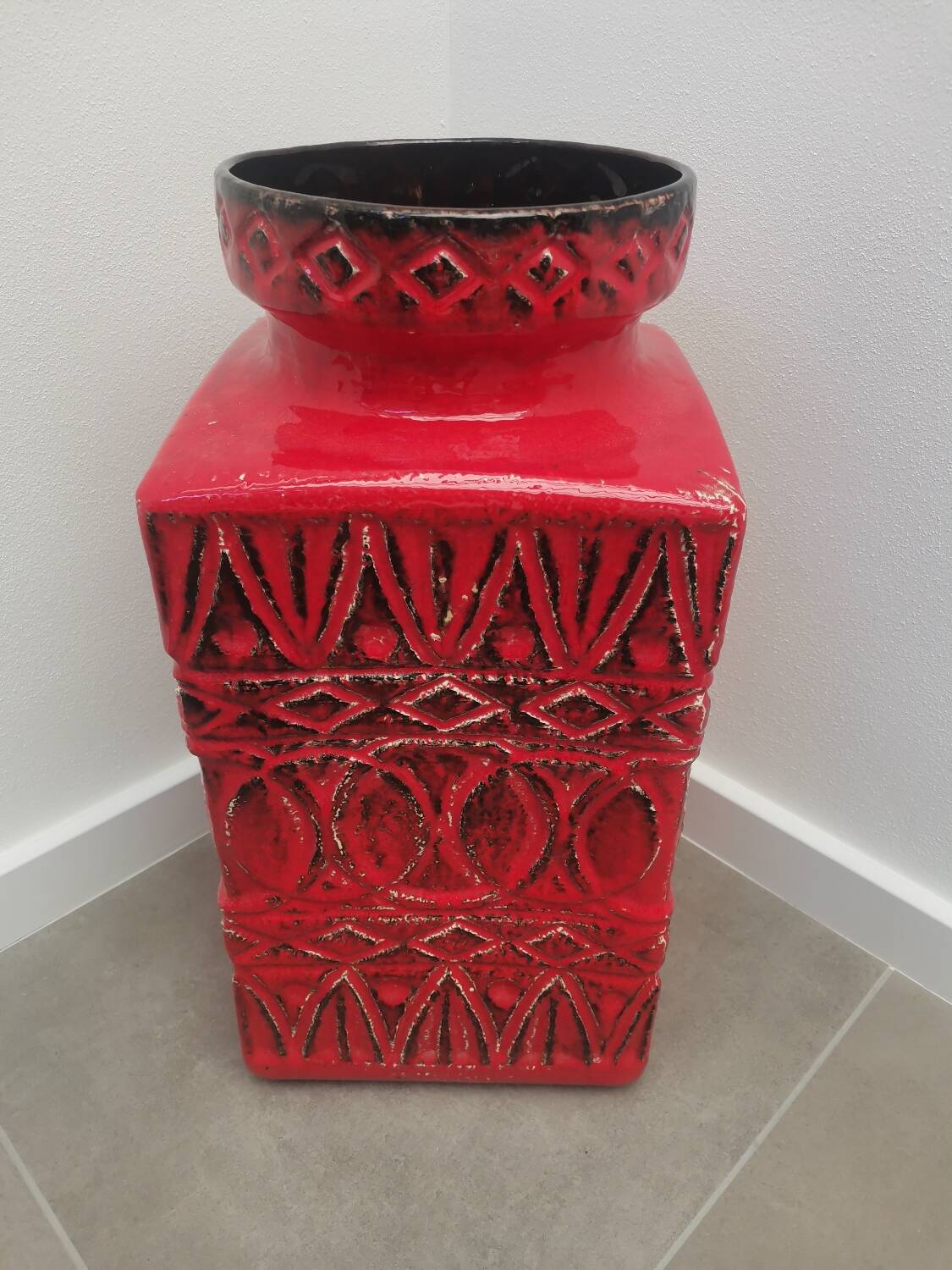Large BAY Keramik Floor Vase 45 cm Red Vintage West Germany Bodo Mans