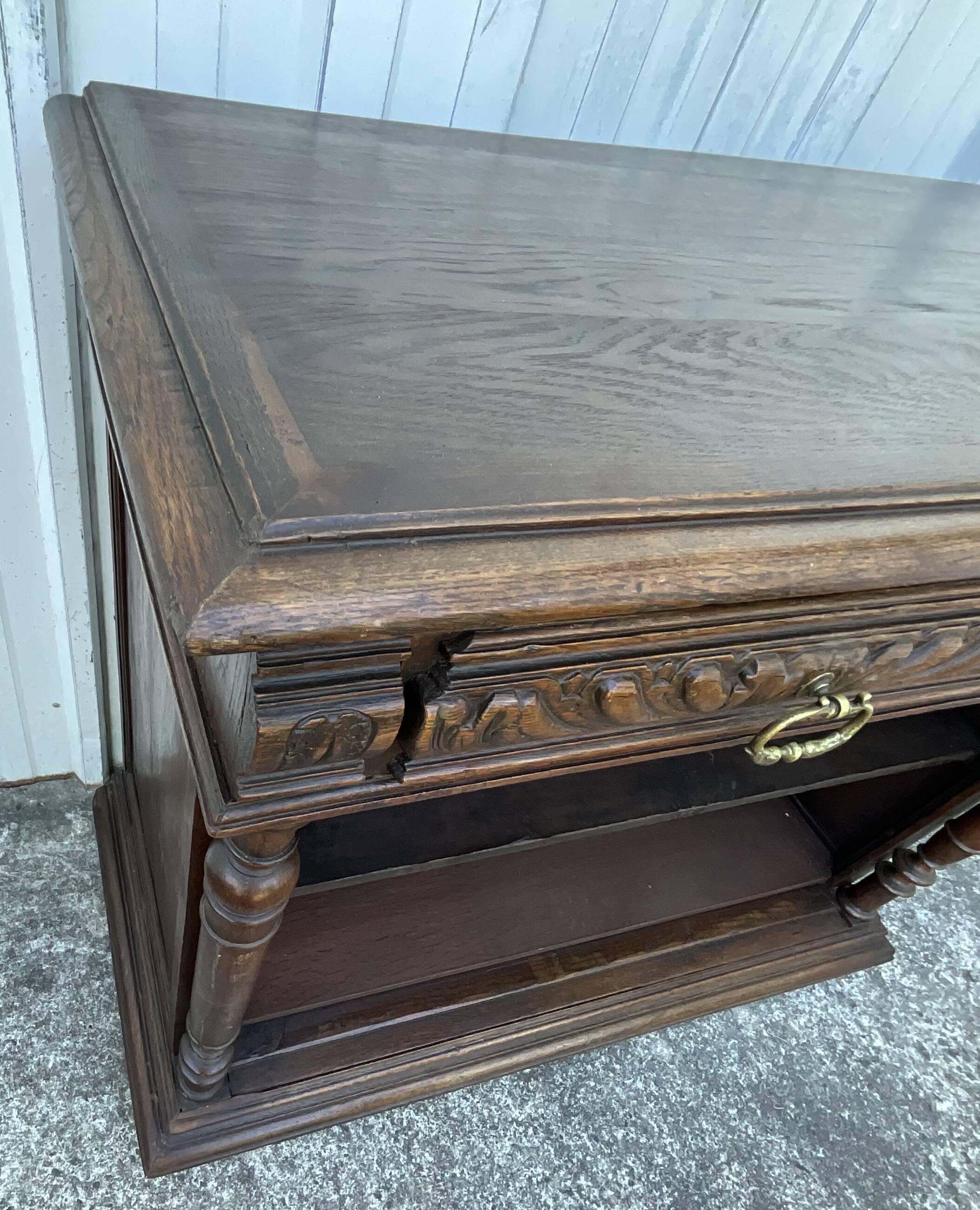 Solid Oak Storage Unit – Country Style, Late 19th Century