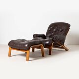 Set of Ry Wing lounge chair and ottomanby by Elsa and Nordahl Solheim
