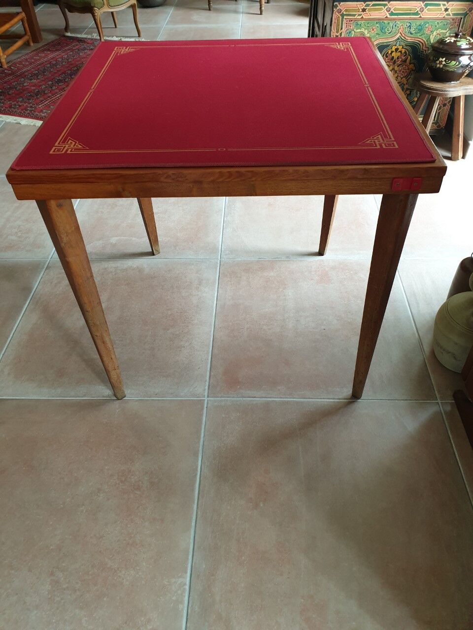 60s gaming table