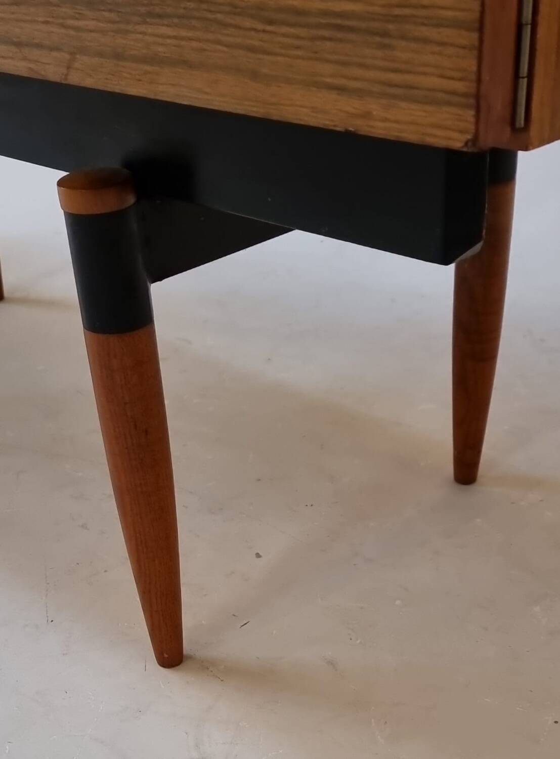 Vitrine du milieu du siècle