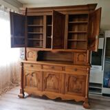 Buffet lorrain deux corps , bois de noyer 18e siècle