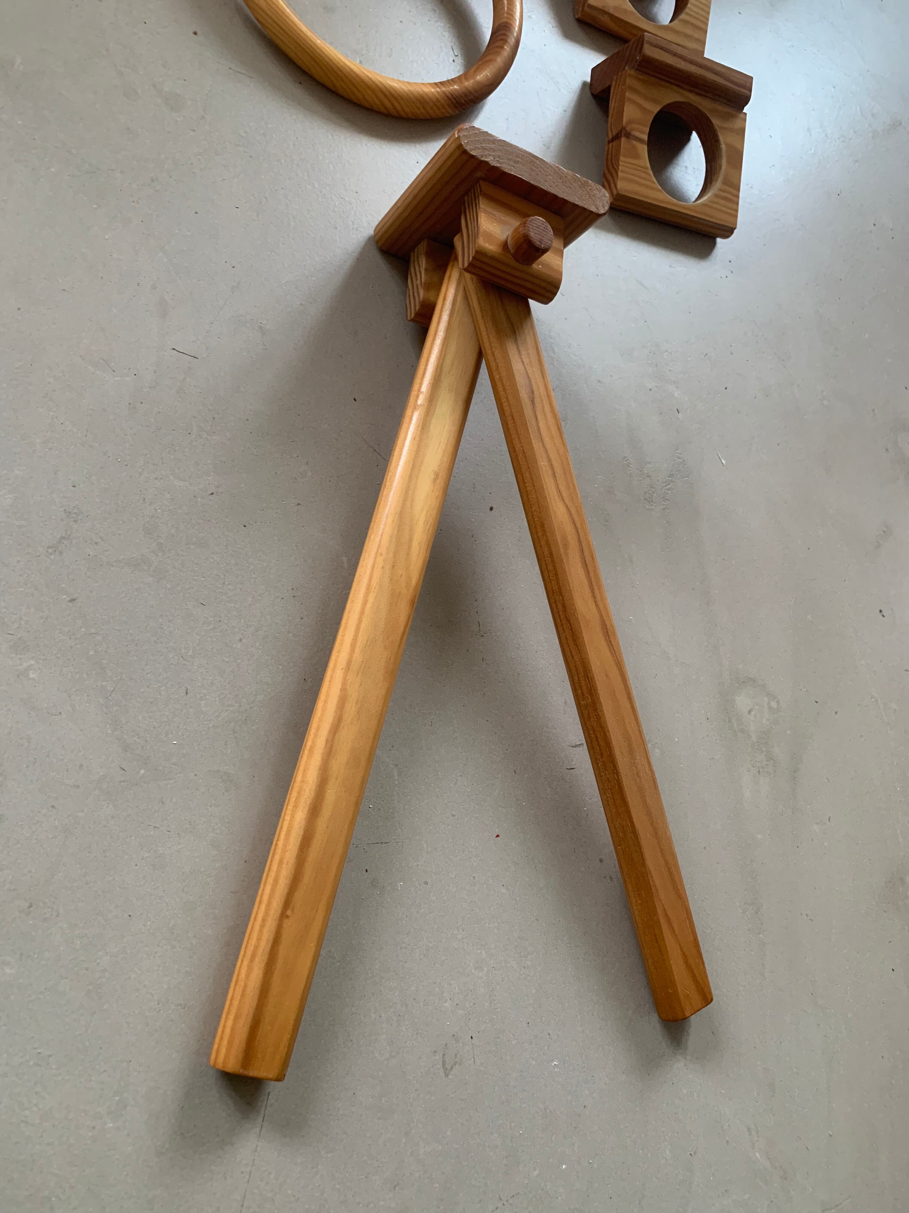 Pine bathroom accessories