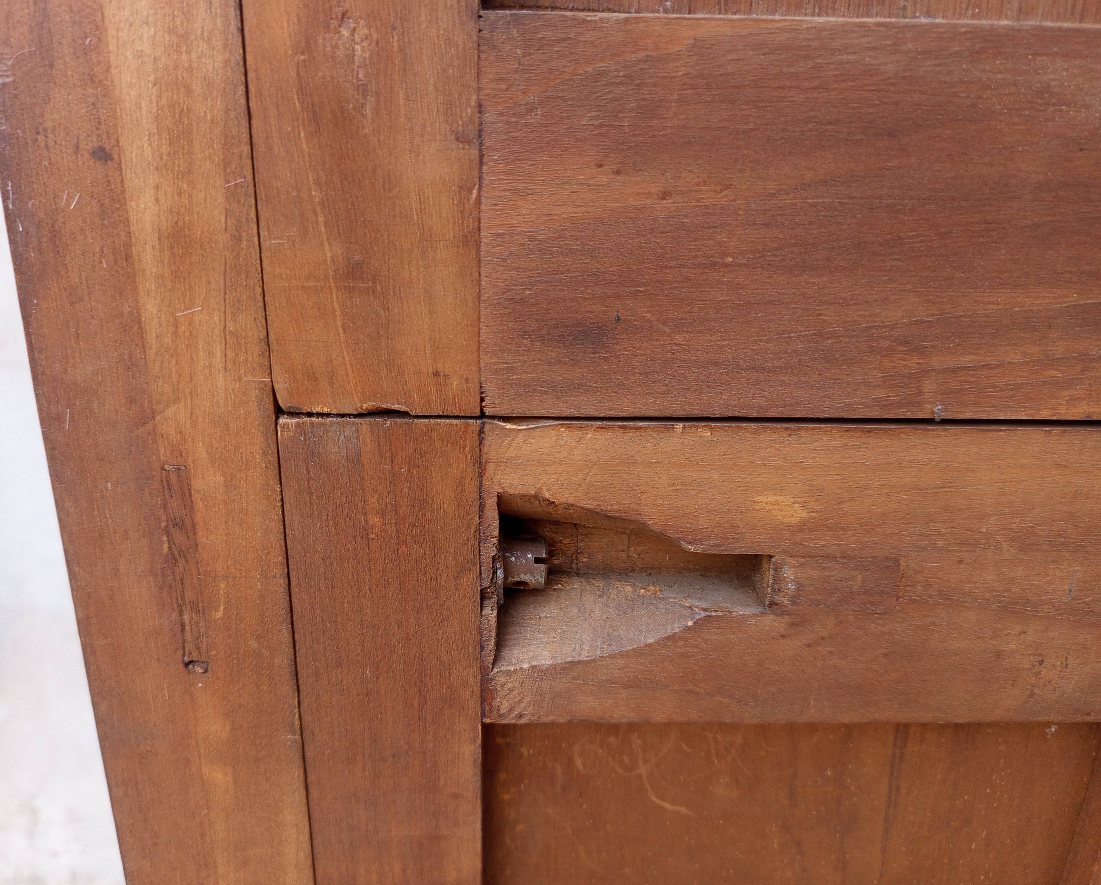 Art Deco Wardrobe in Walnut and Burl Walnut