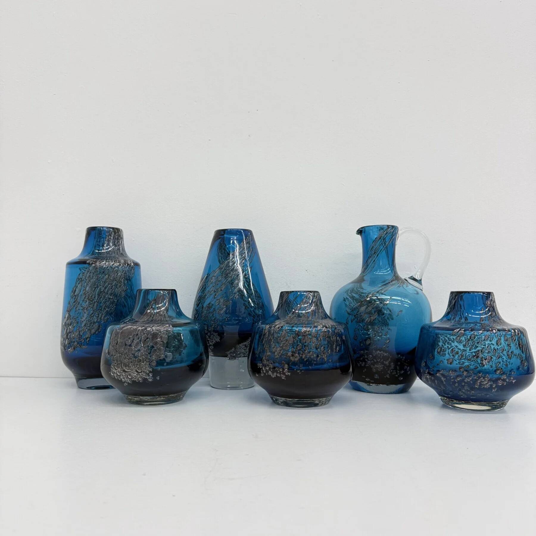 Set of 6 Schot Wiesel glass vases Bavarian Glass Art 'Florida' by Heinrich Löffelhardt blue bubbles 1970s Germany