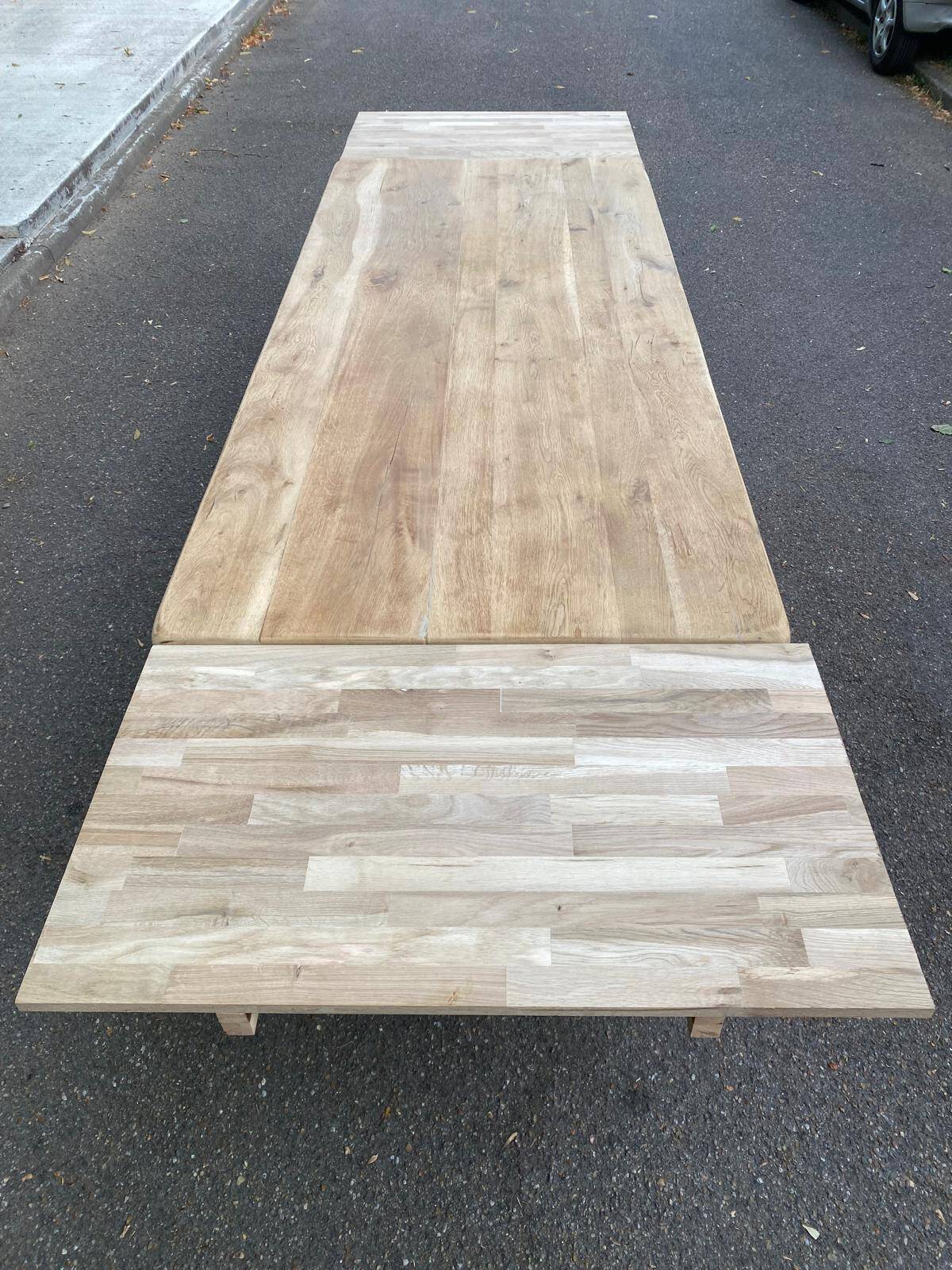 Large extendable farmhouse dining table stripped in solid oak 200-300cm